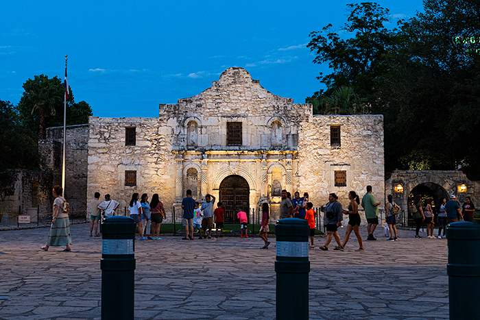 Alamo San Antonio A Historical Escape