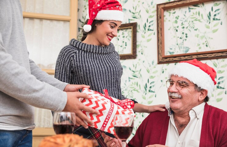 people distributing gifts in Christmas in Dallas.