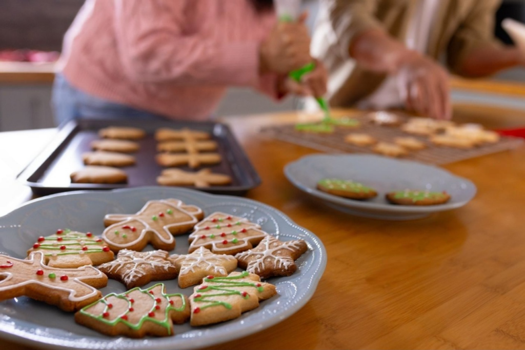 kids enjoying baking a Thanksgiving and Christmas traditions